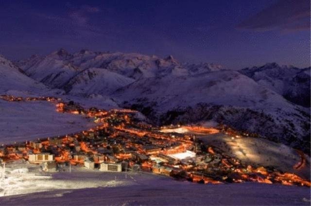 Hotel Eliova Le Chaix Alpe d'Huez Exteriör bild